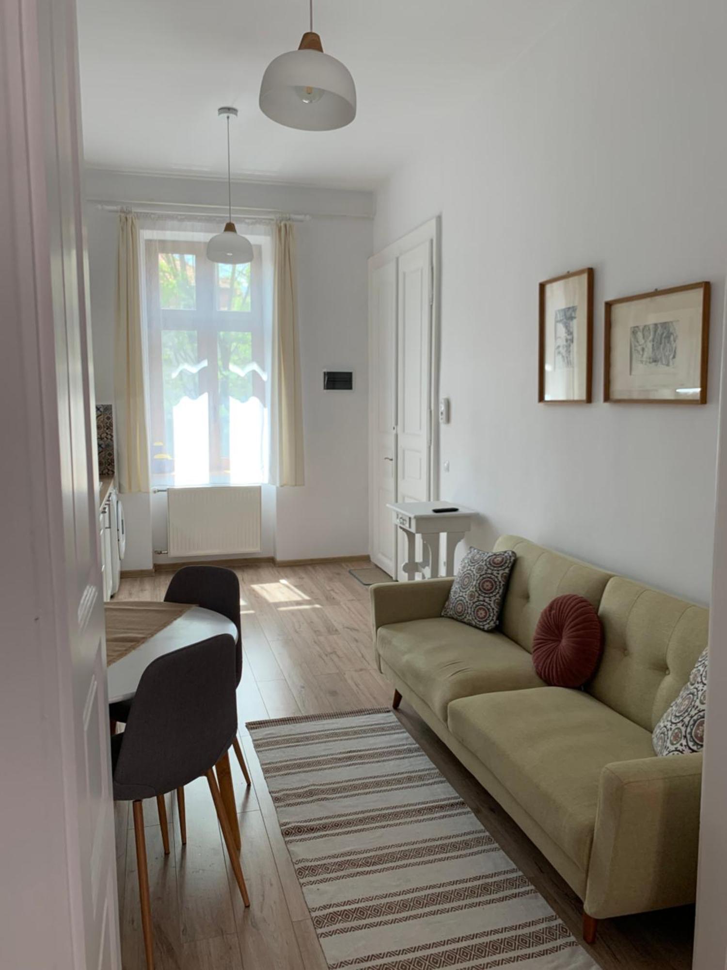 Charming Central Apartments Cluj-Napoca Ngoại thất bức ảnh