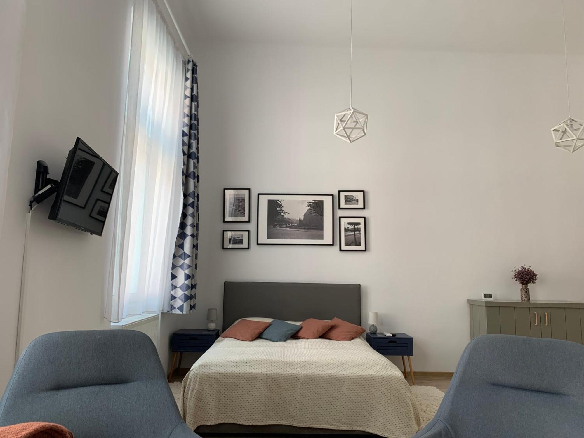 Charming Central Apartments Cluj-Napoca Ngoại thất bức ảnh