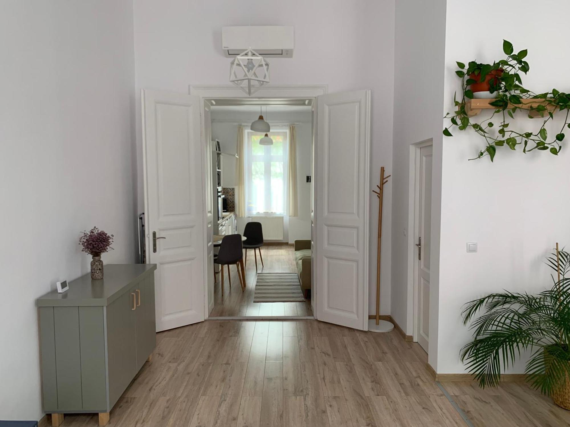 Charming Central Apartments Cluj-Napoca Ngoại thất bức ảnh