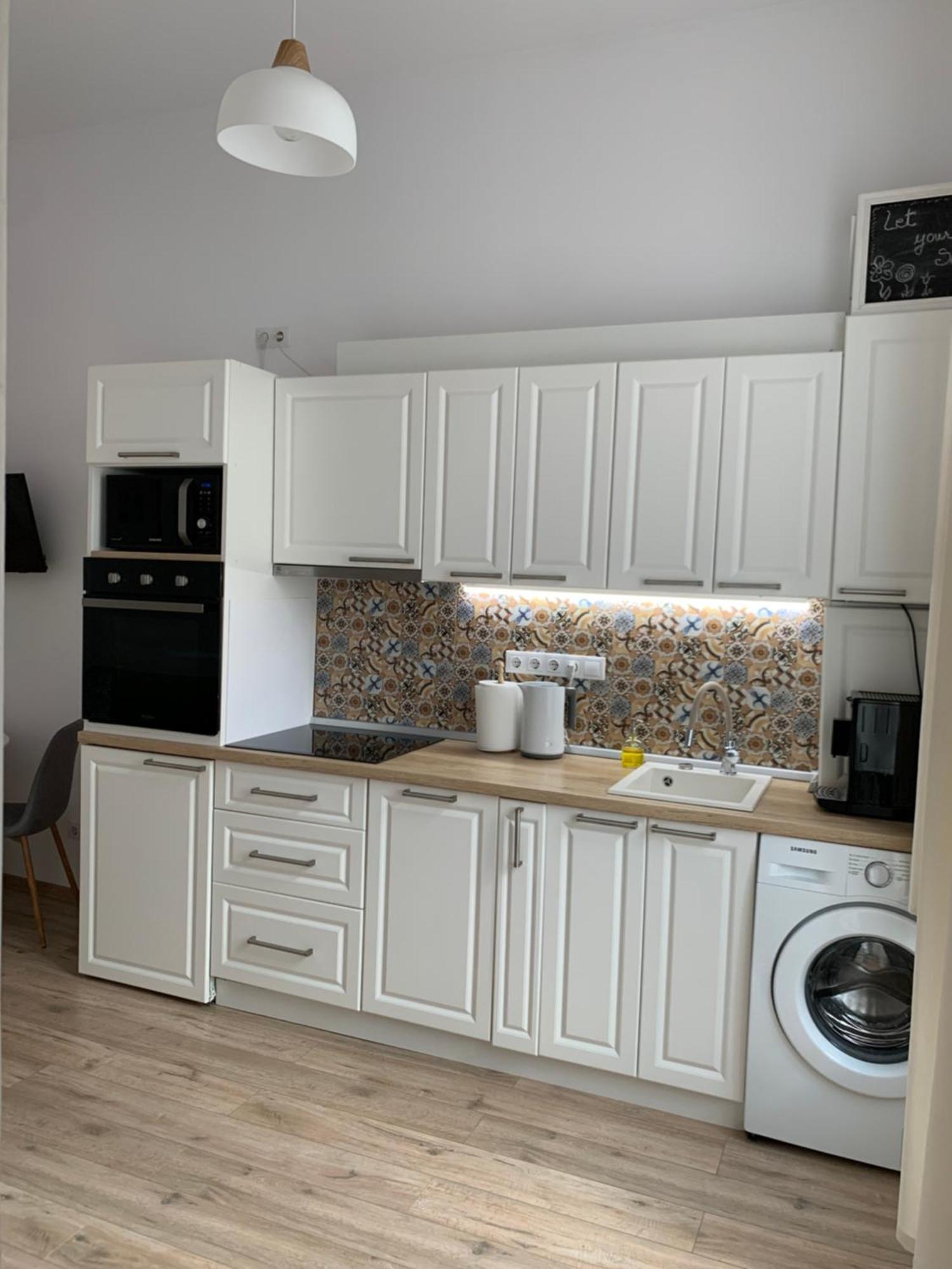 Charming Central Apartments Cluj-Napoca Ngoại thất bức ảnh